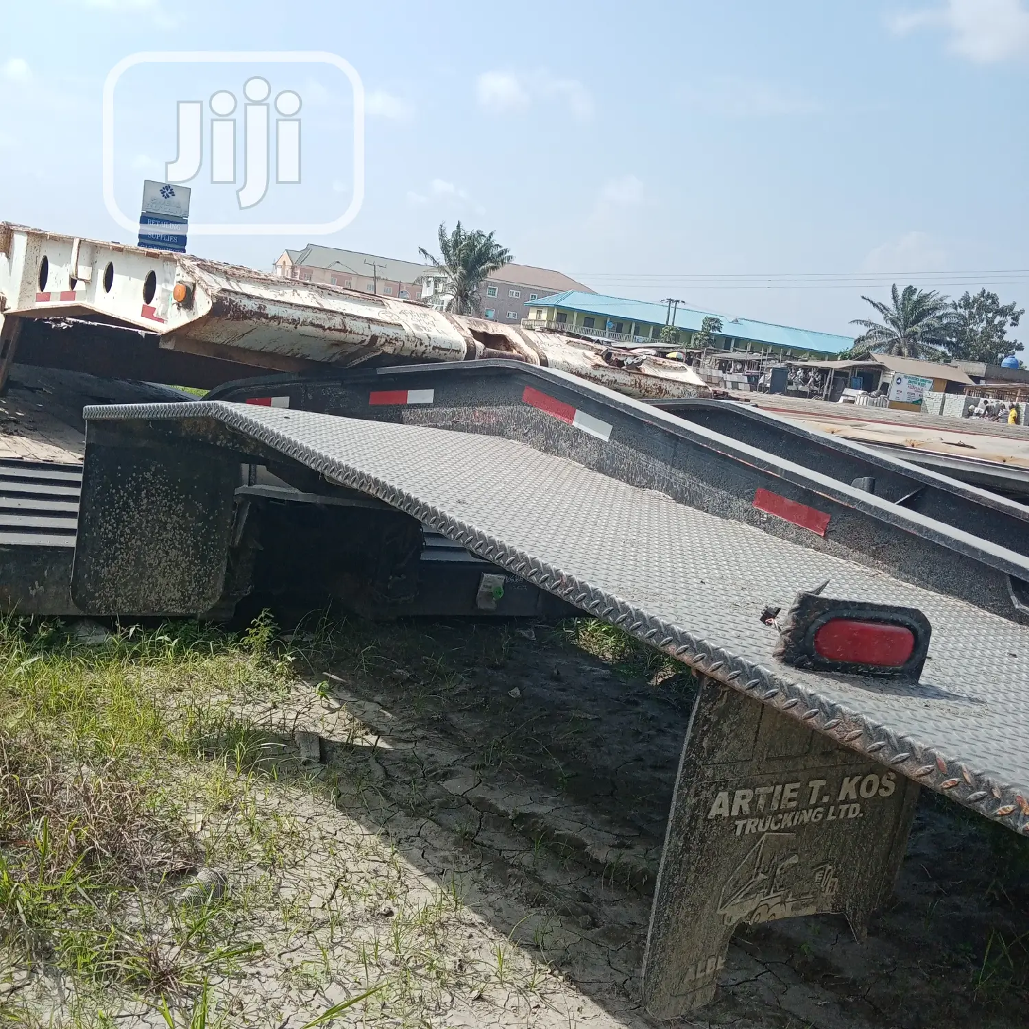 100tons and 75tons Front Loader Lowbed