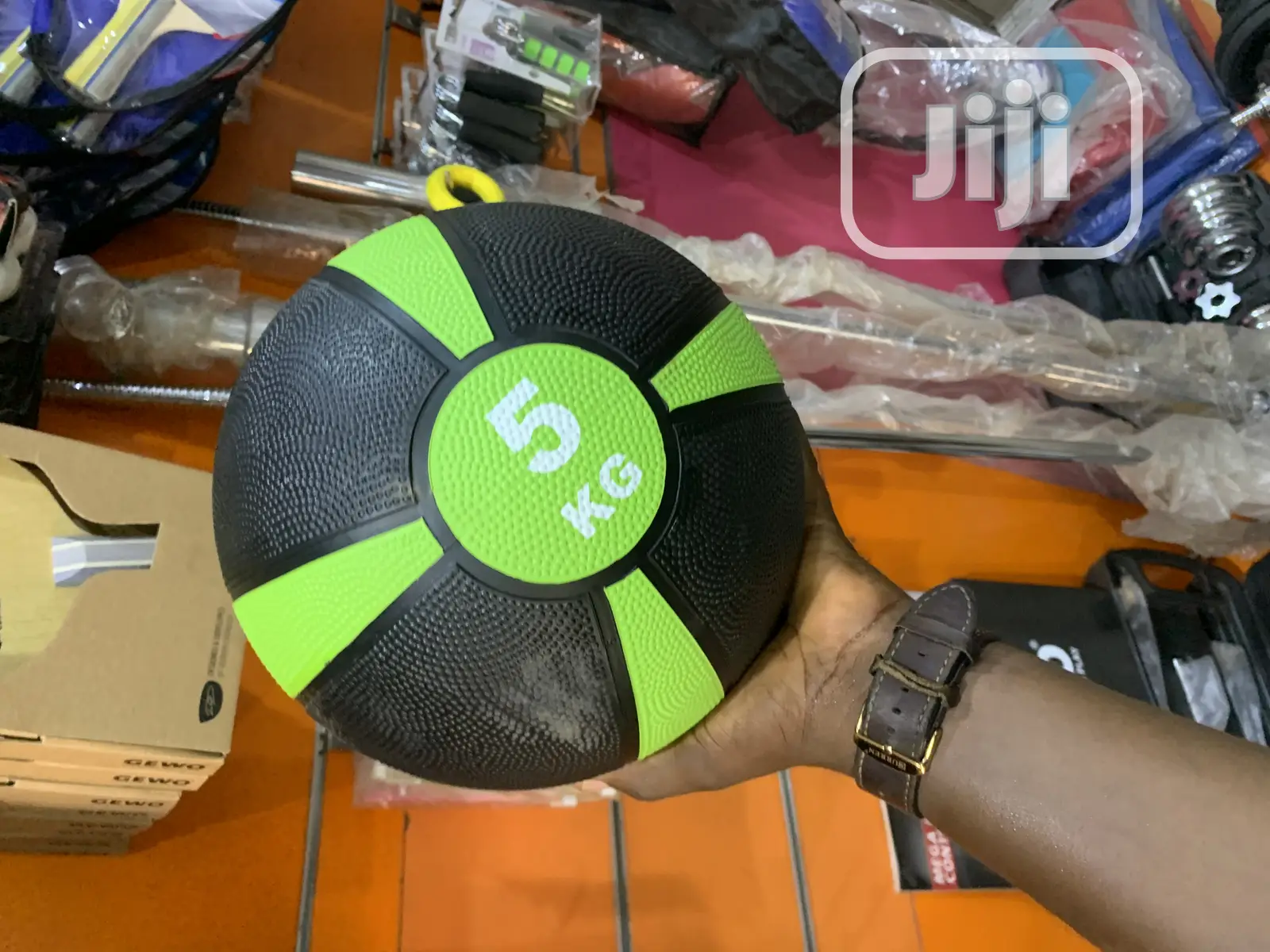 5kg Bouncing Medicine Ball