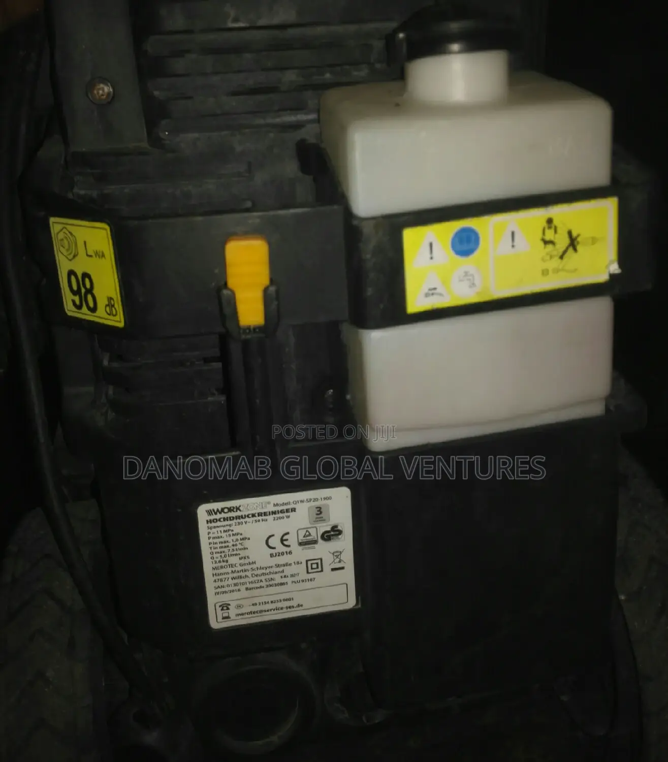 England Workzone High Pressure Washer With Detergent Tank