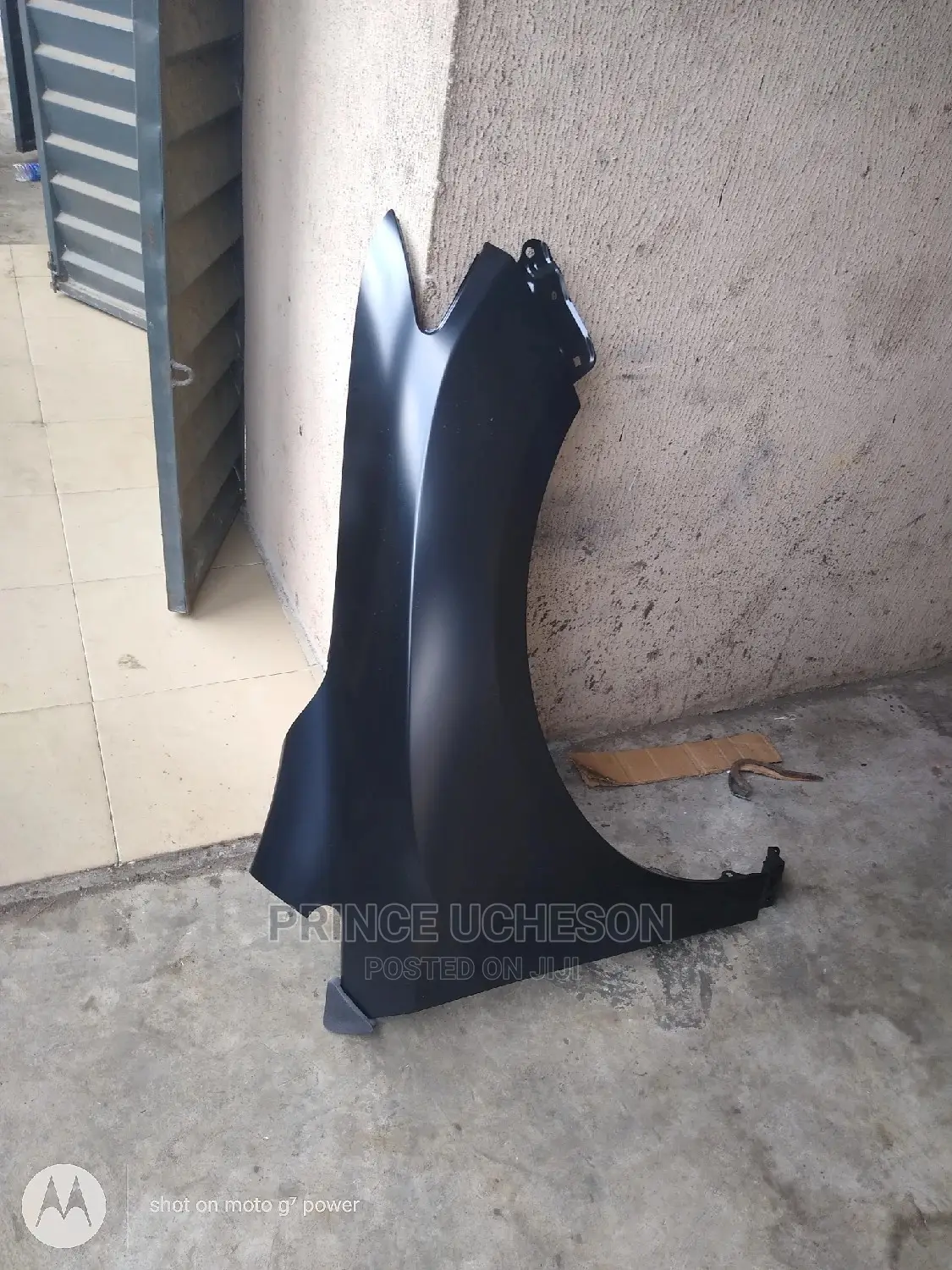 Toyota Venza Fender