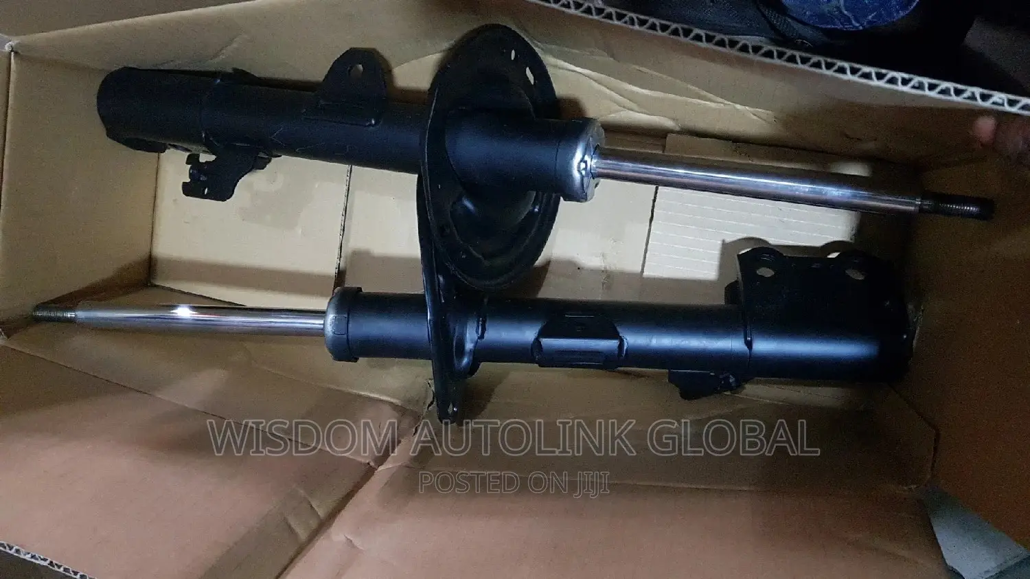 Front Shock Absorbers for Toyota Highlander 2008 to 2013