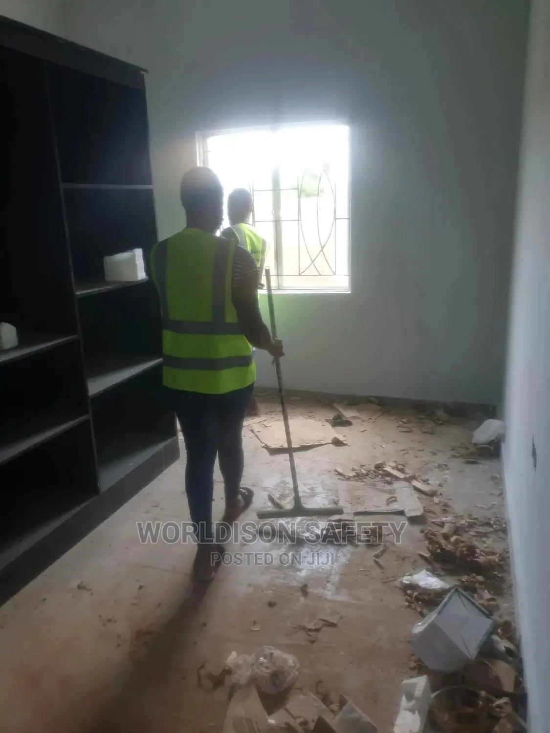 Office Cleaning Vendor and Post Contruction Cleanner