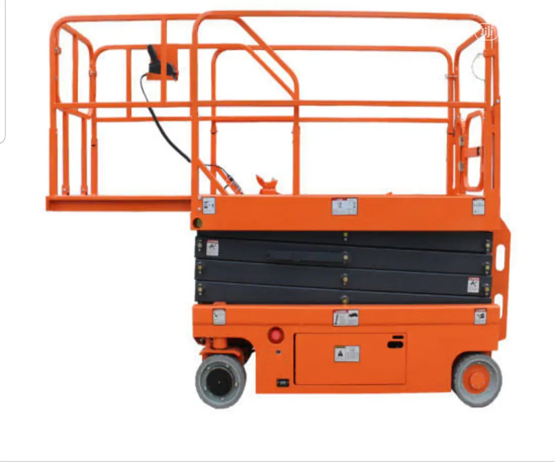 Selfpropelled Scissors Lift
