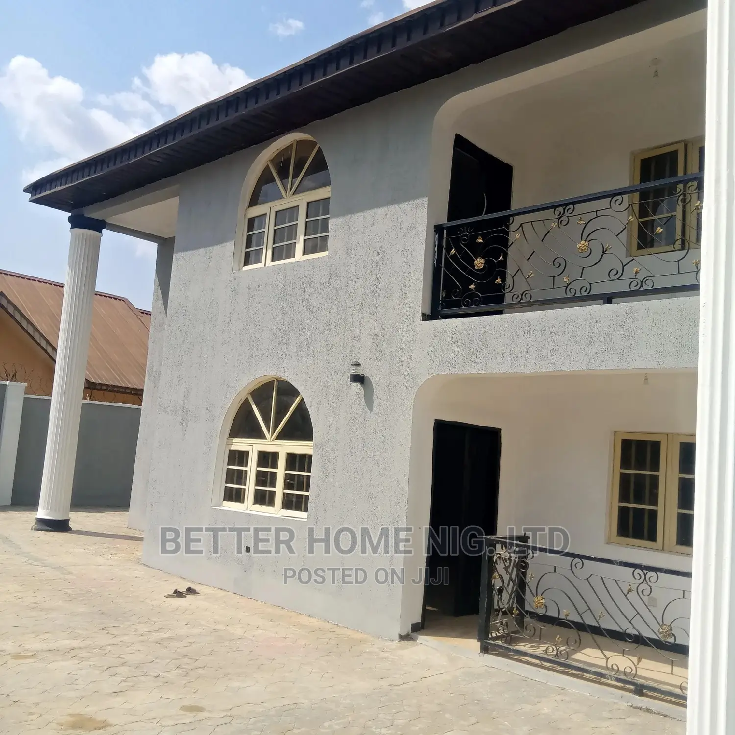 Furnished 3bdrm Apartment in Ireakari Estate, Oluyole for rent
