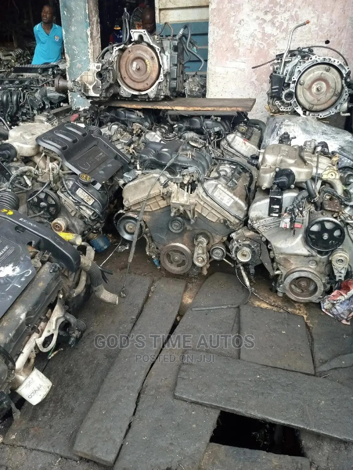 Mazda MPV 04/05 Model