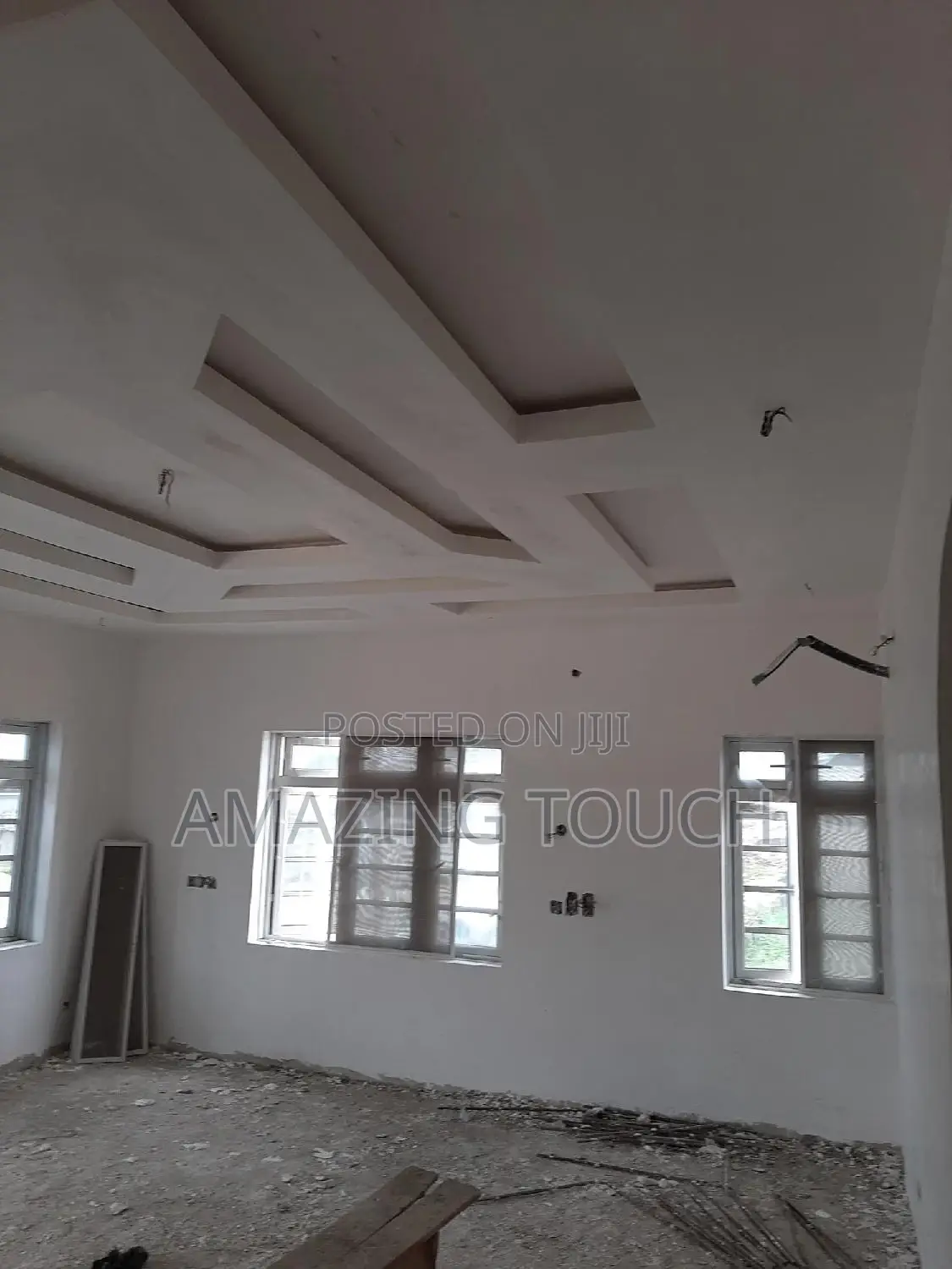 Pop Ceiling, Wall Screeding, Interior Arc Design, Tv Stand