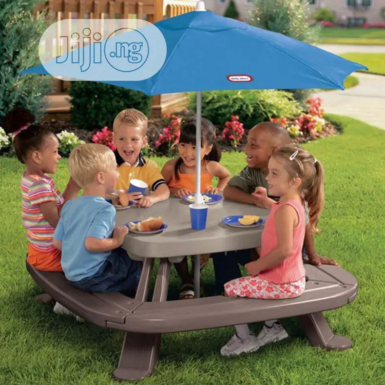 Fold N Store Picnic Table W Market Umbrella