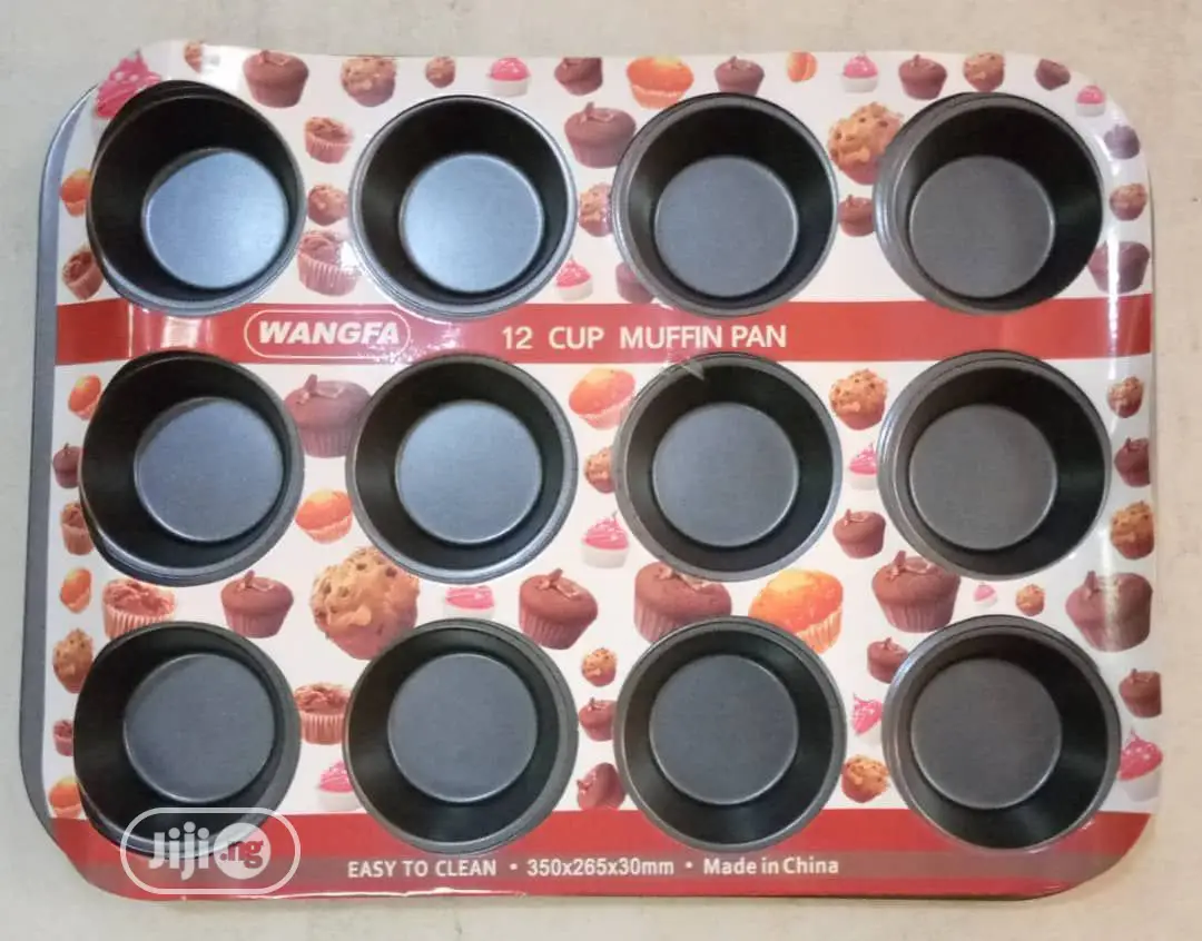 12 in 1 Muffin Pan/Cupcake Pan