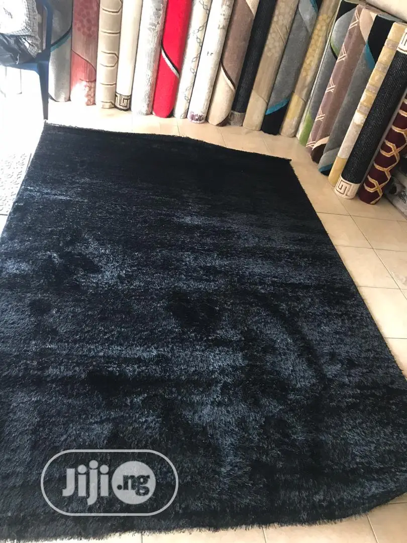 7/10 Plain Black Soft Shaggy Center Rugs