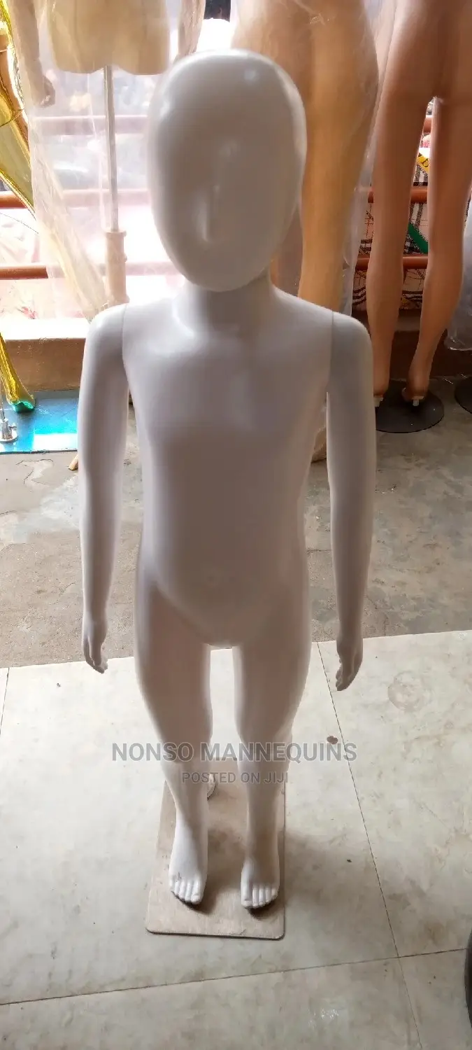 Age 2 To 4 Years White Plastic MANNEQUINS