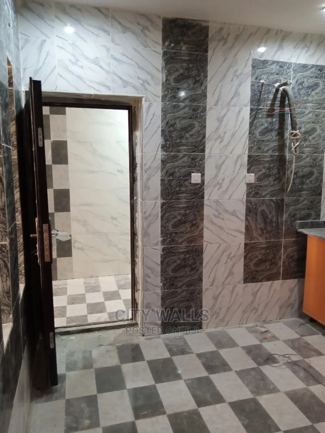 2bdrm Apartment in Osapa london for rent