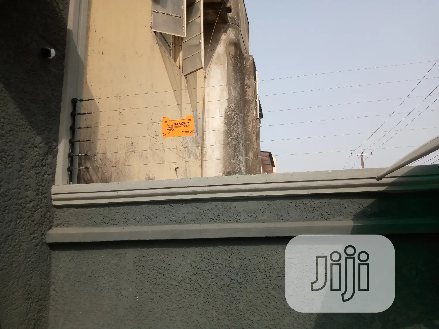 Professional; Maintenance Installation Of Electric Fence