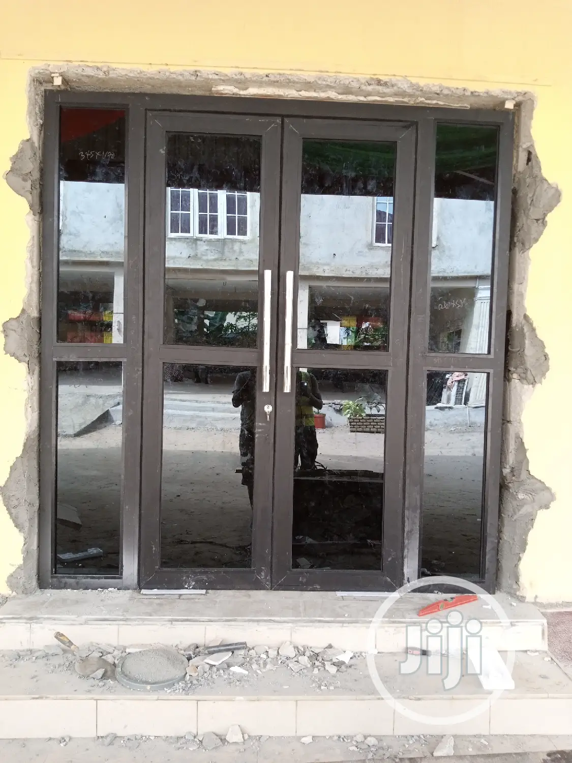 Aluminium Swing Door (Double Door