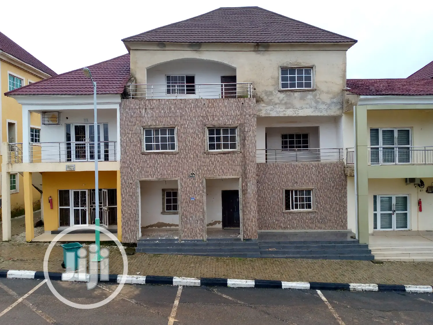 Shops/Offices/Warehouse for Sale in Abuja Dubai Int'l Market