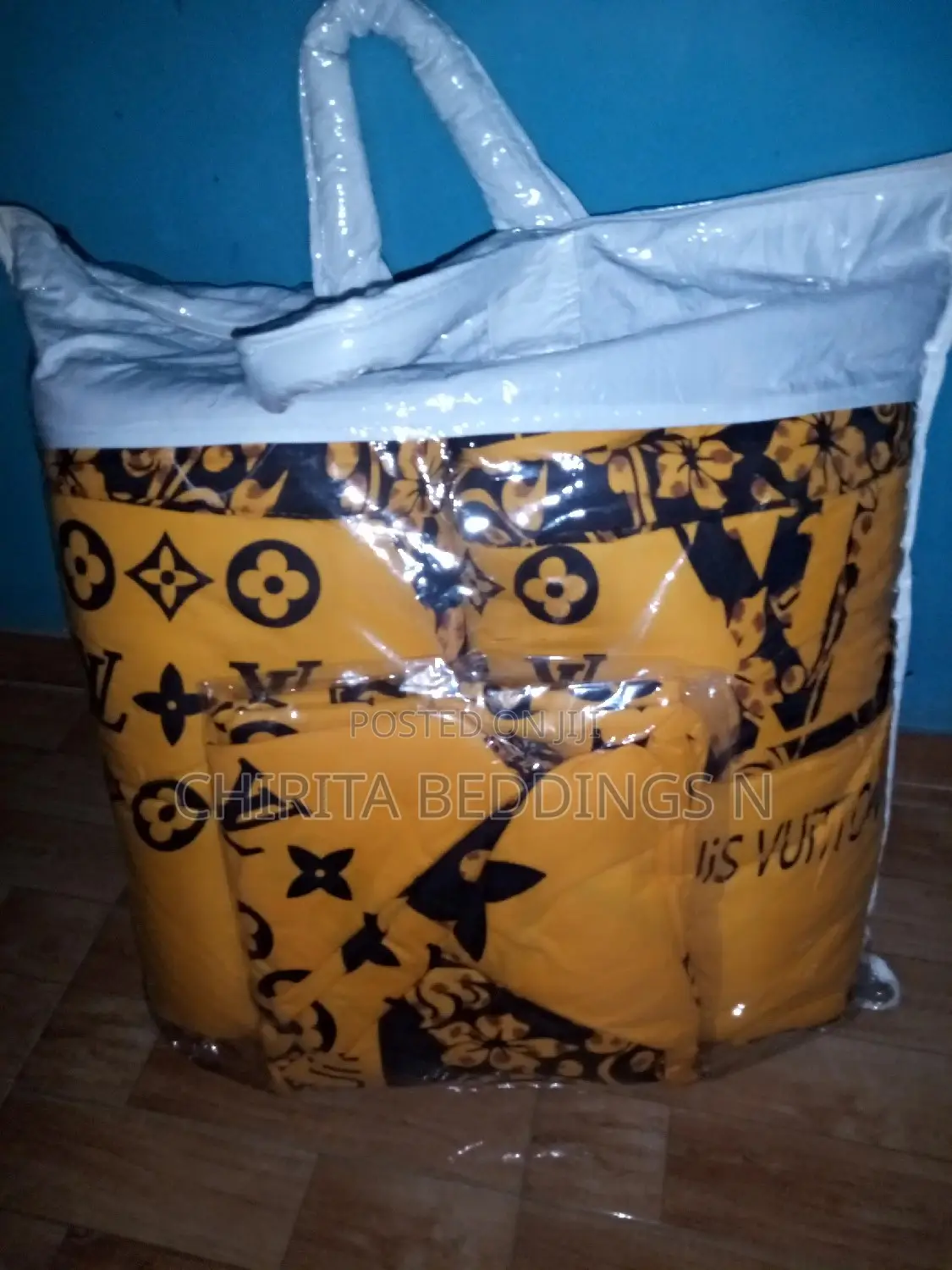 Blue Bedspread and 4 Pillowcases and Duvet