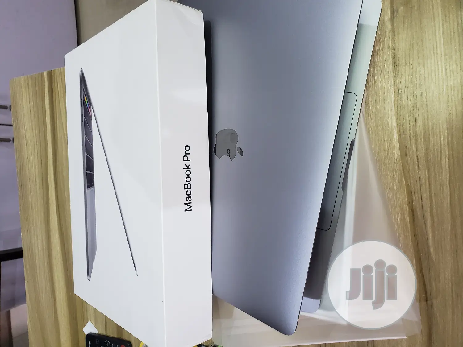 Laptop Apple MacBook Pro 2020 8GB Intel Core I5 SSD 256GB