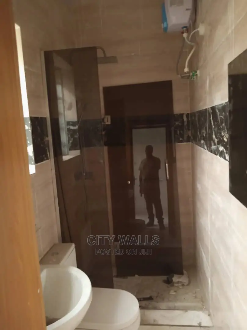4bdrm Duplex in Ikota Gra for rent