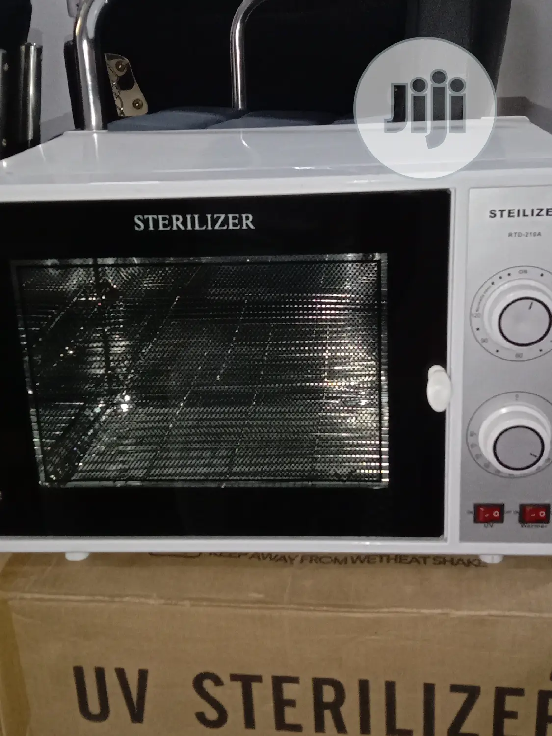 Uv Sterilizer/ Towel Warmer