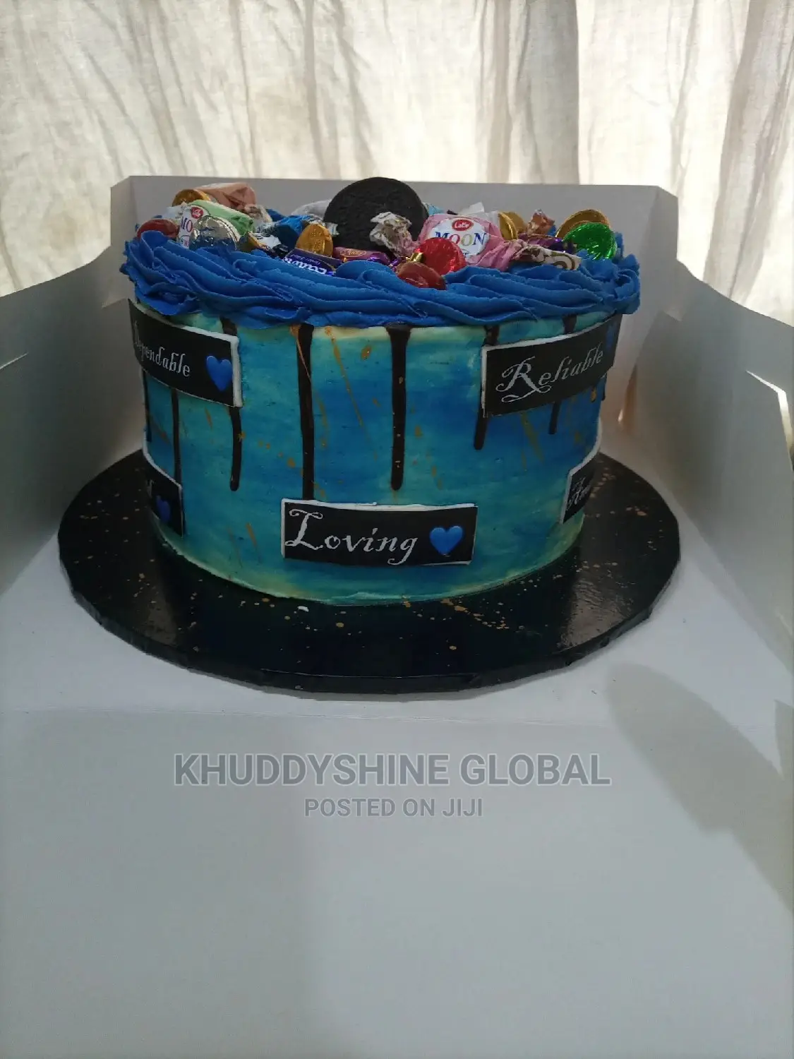 Lovers Birthday Cake