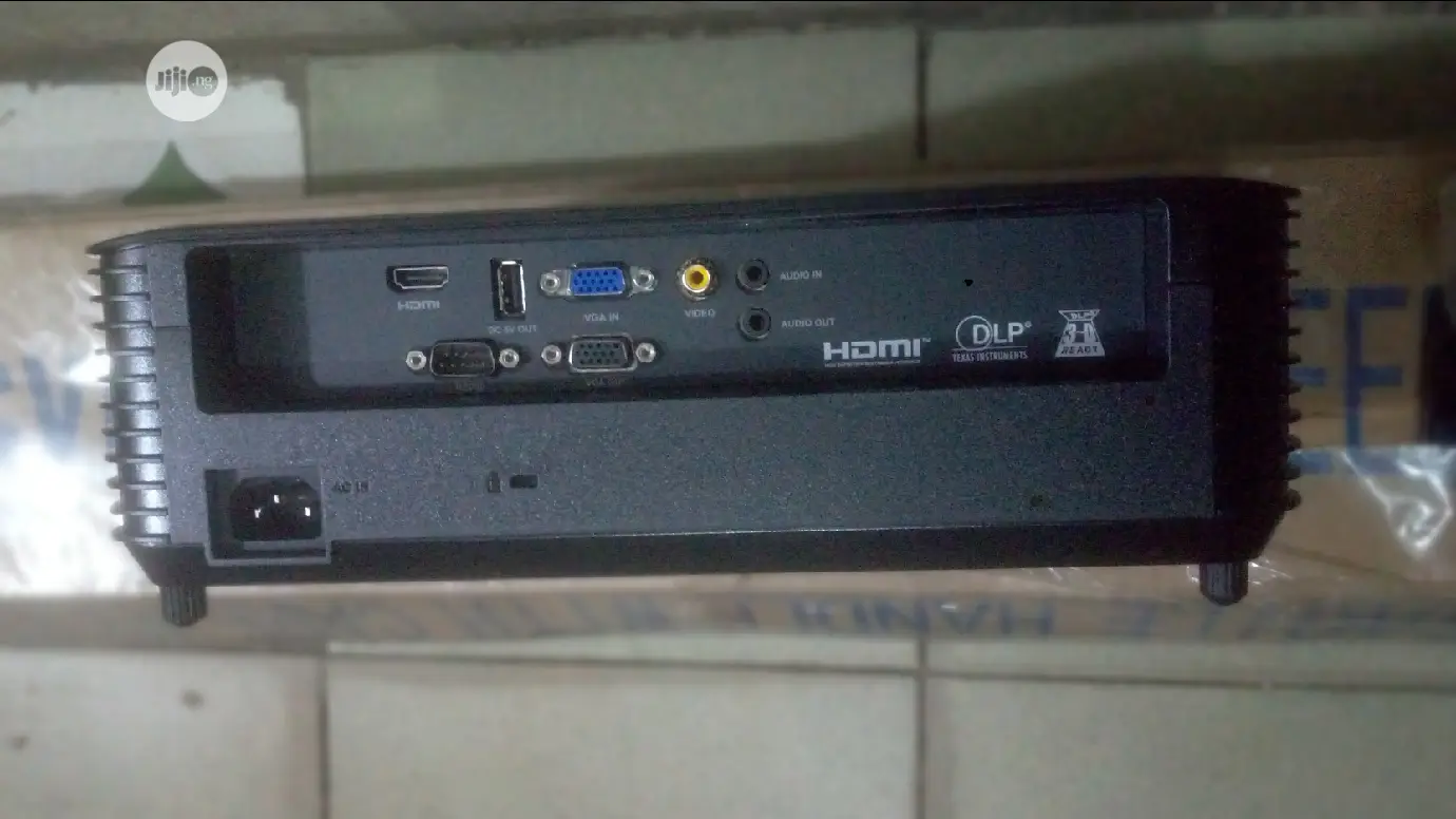Acer X1126ah Projector- 4000lumens Brightness