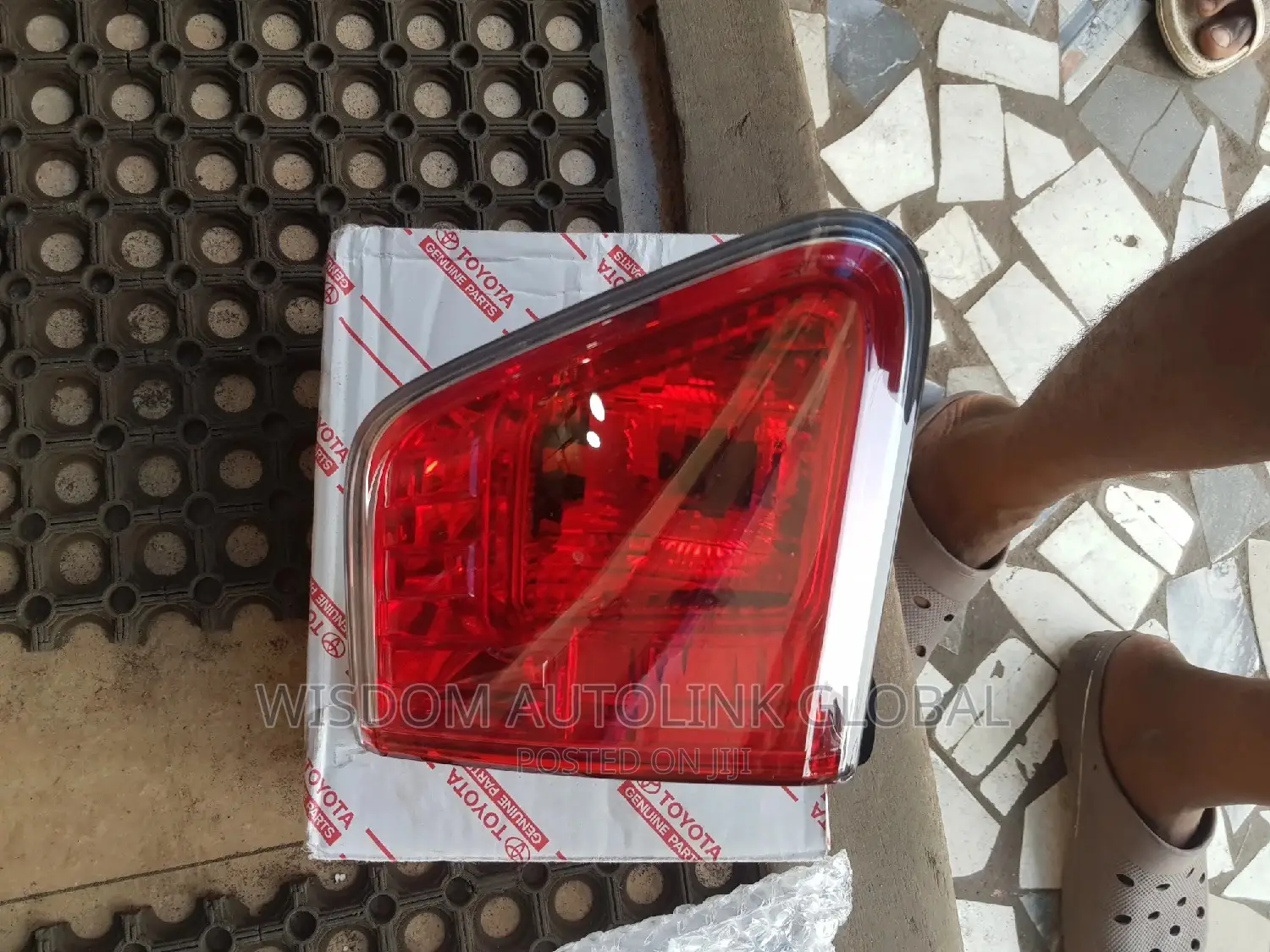 Boot Light for Toyota Avensis 2009/2010 Model
