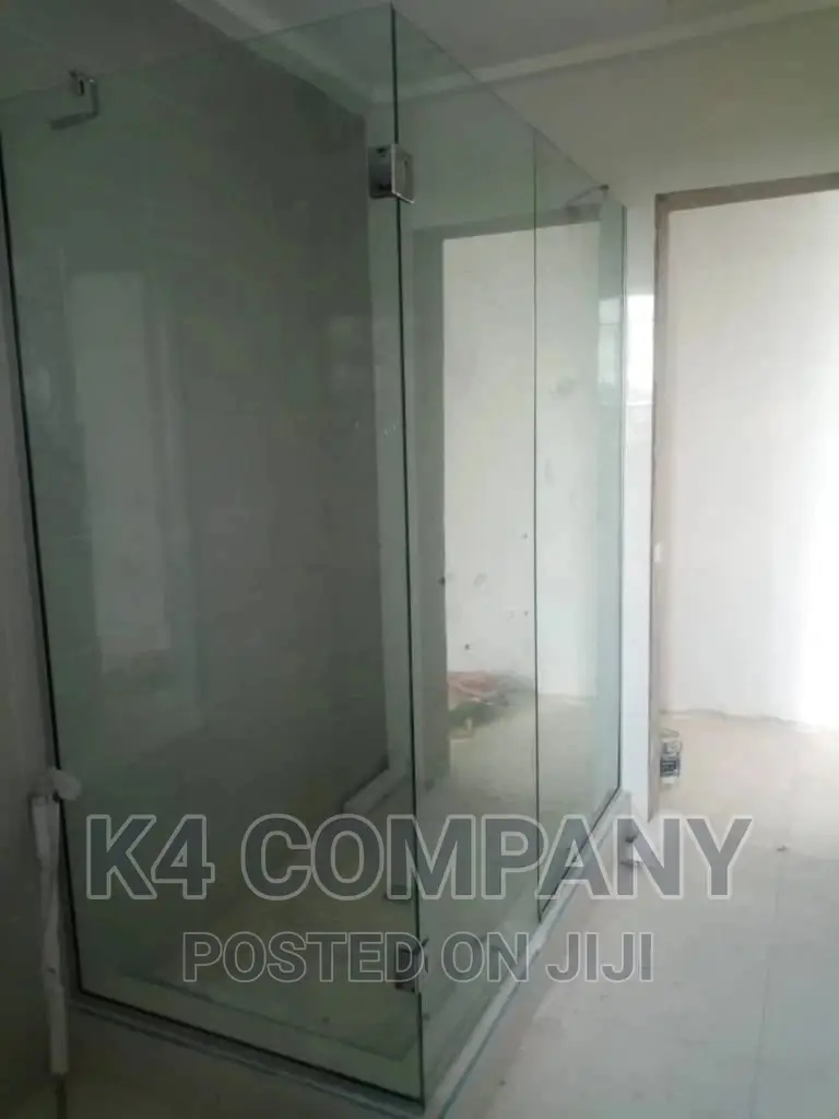 Cubicle Shower Glass
