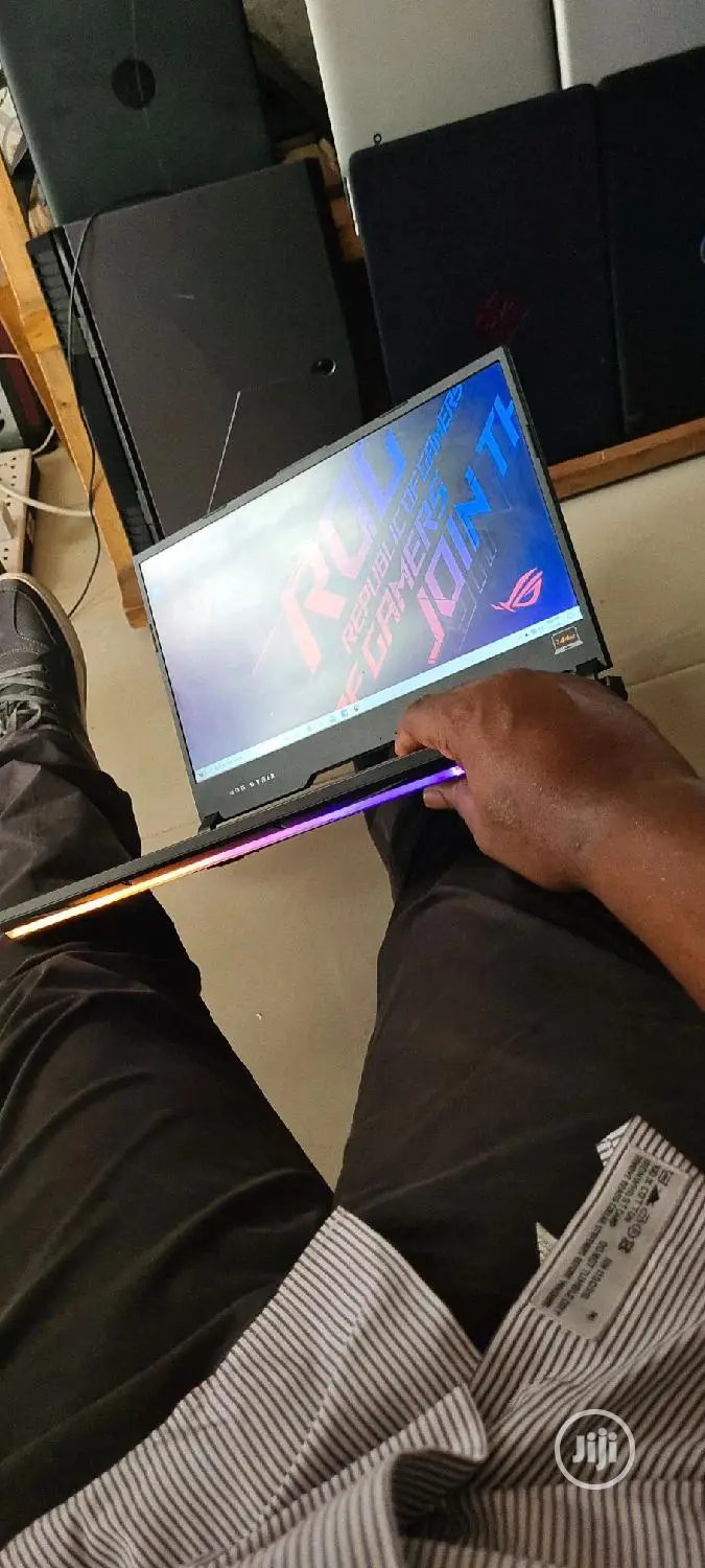 Laptop Asus ROG Strix SCAR Edition 16GB Intel Core I7 SSD 512GB