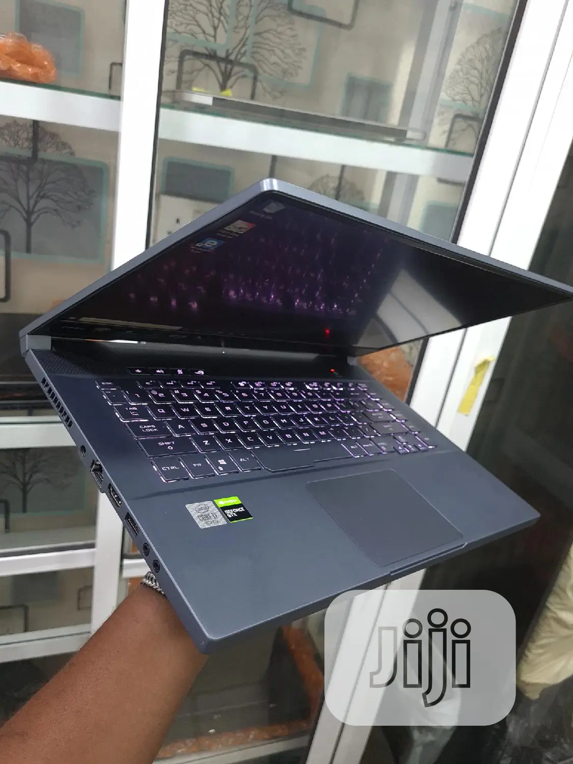 Laptop Asus ROG Zephyrus M15 GU502LU 16GB Intel Core I7 SSD 512GB