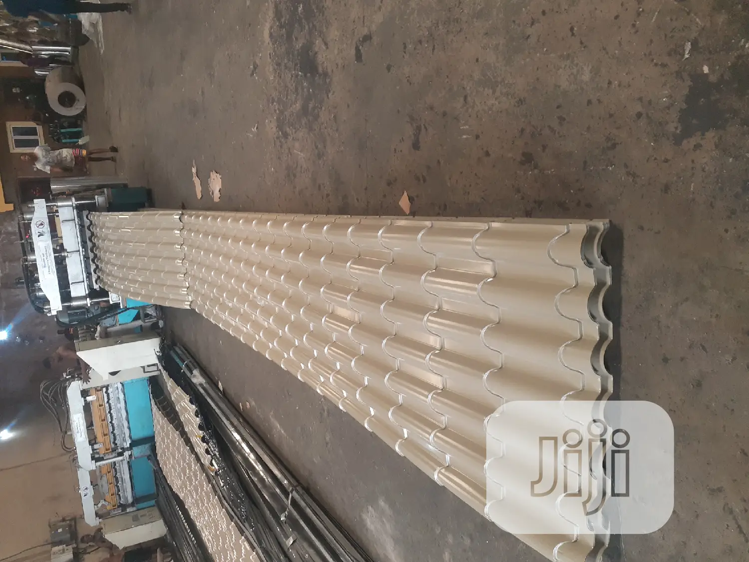 Bestselling Steps Tiles Roofing Sheets