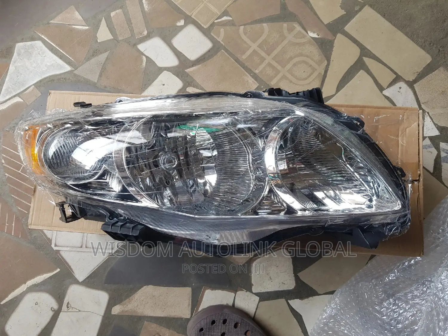 Headlights for Toyota Corolla 2008/09 Model