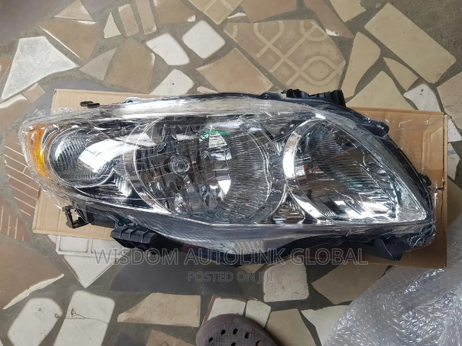 Headlights for Toyota Corolla 2008/09 Model
