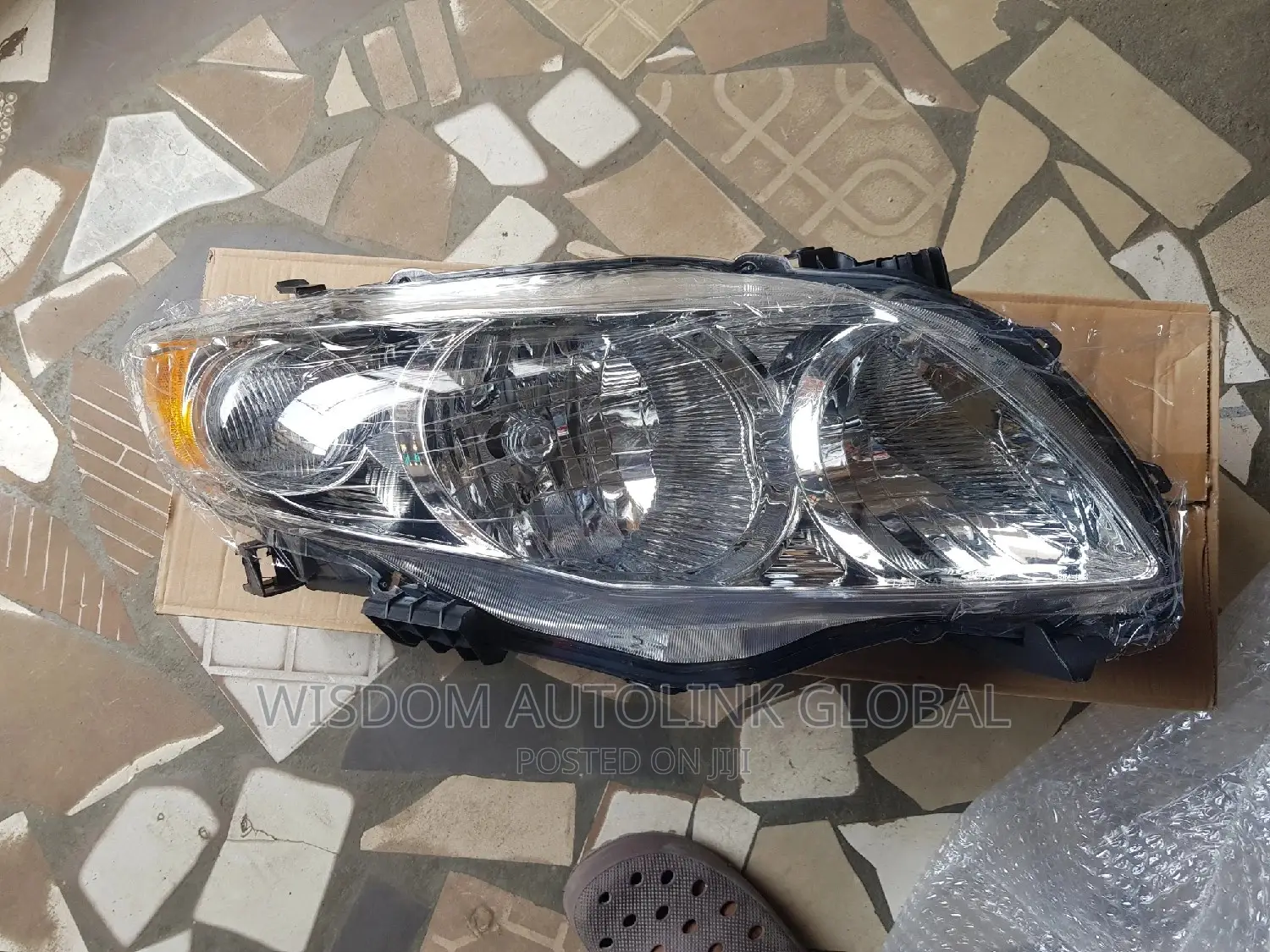 Headlights for Toyota Corolla 2008/09 Model
