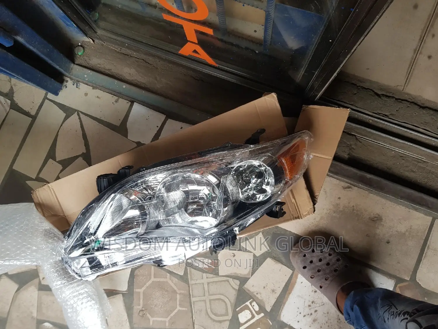 Headlights For Toyota Corolla 2010 And 2012 Model Available