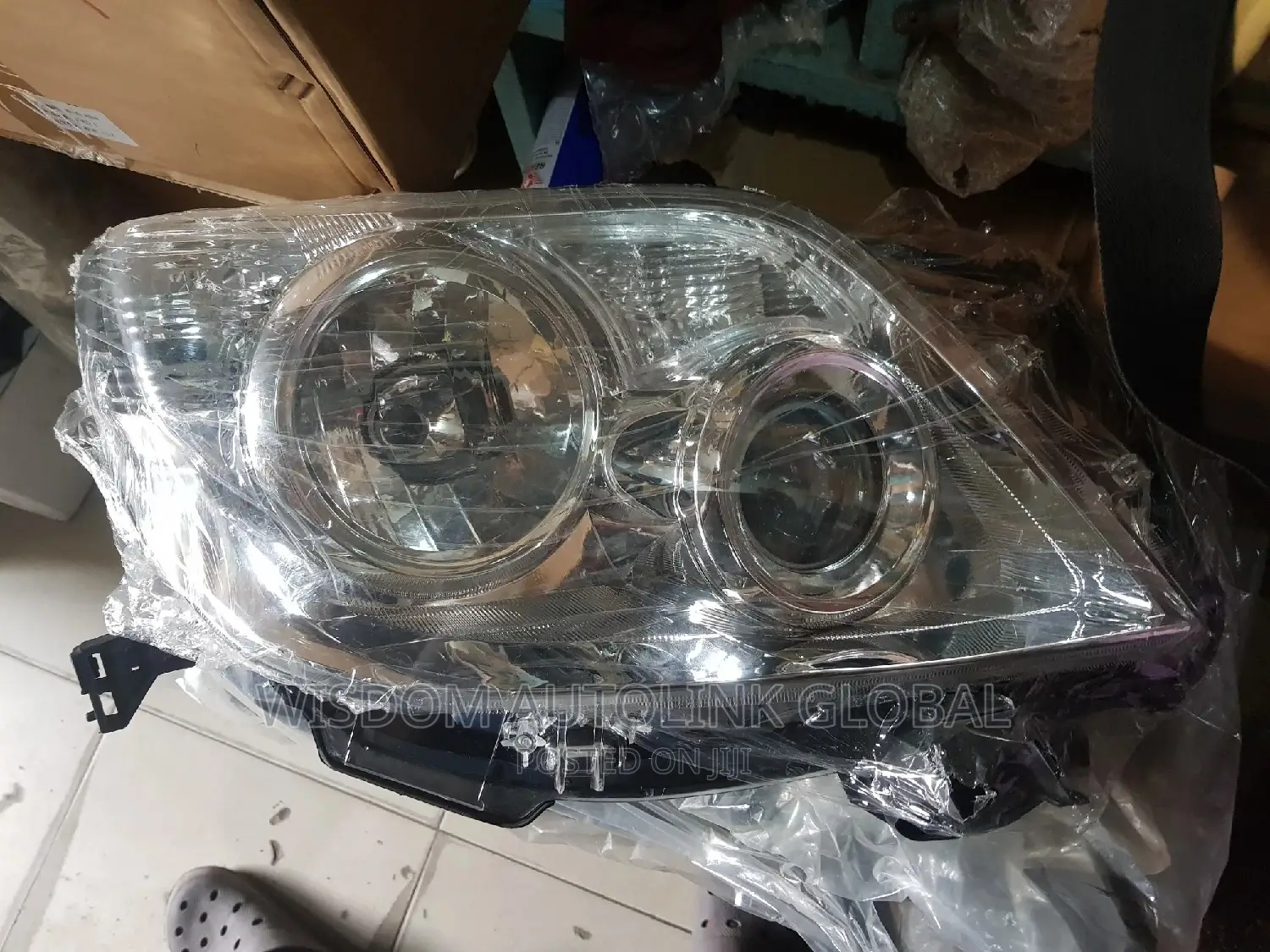 Headlights for Toyota Land Cruiser Prado 2010 2011