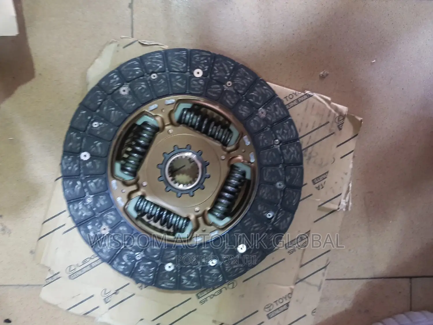 Clutch Disc and Plates for Toyota Hiace,Hilux,Coaster Etc