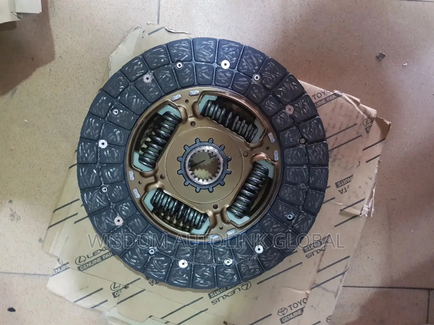 Clutch Disc and Plates for Toyota Hiace,Hilux,Coaster Etc