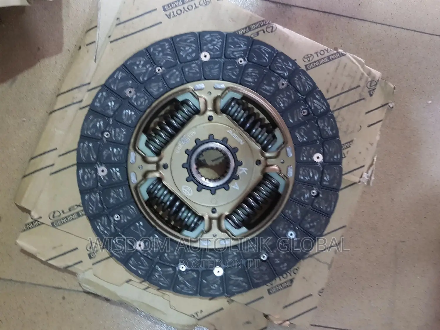 Clutch Disc and Plates for Toyota Hiace,Hilux,Coaster Etc