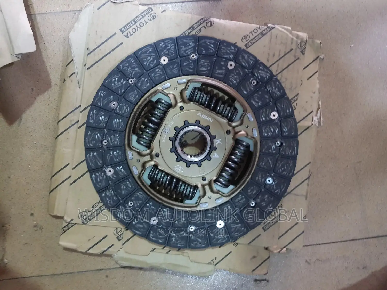 Clutch Disc and Plates for Toyota Hiace,Hilux,Coaster Etc
