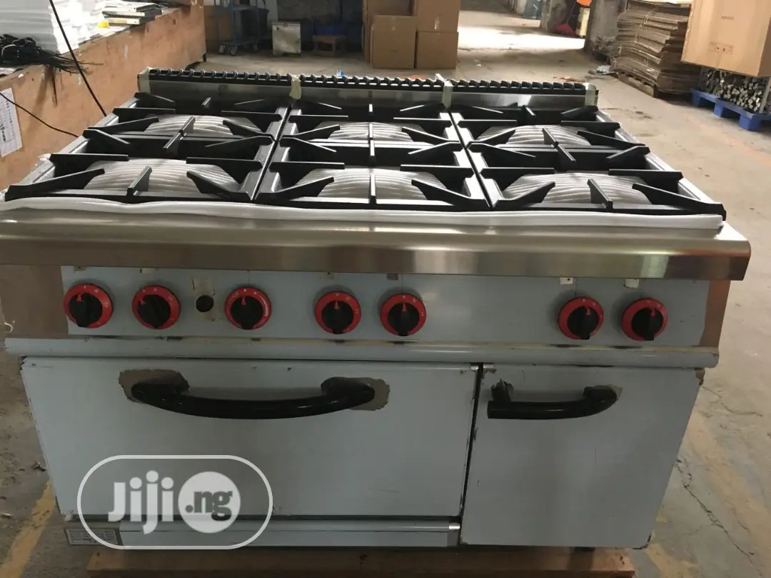 6 Burner Gas Cooker With Oven