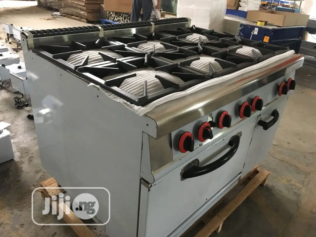 6 Burner Gas Cooker With Oven