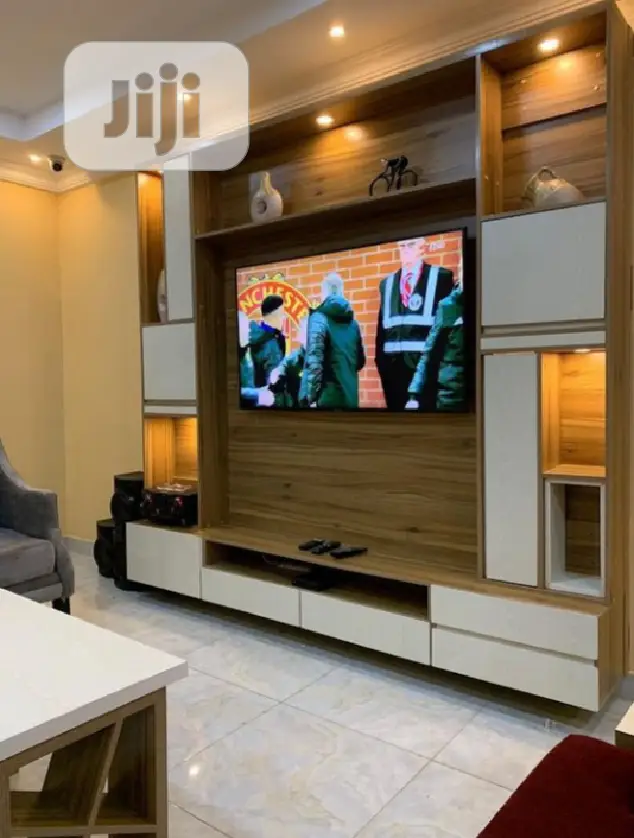 Tv False Wall and Wooden Console