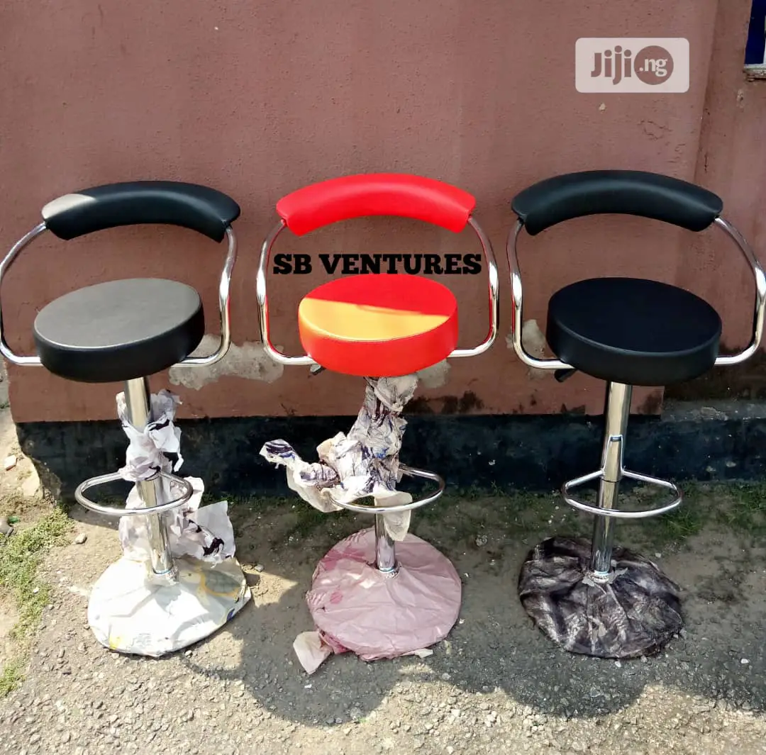 Studio Chair/ Bar Chair