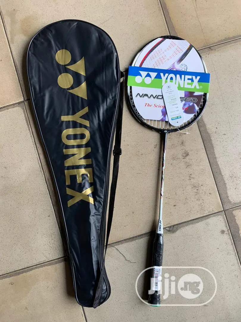 Single Badminton Rackets ( Yonex Type)