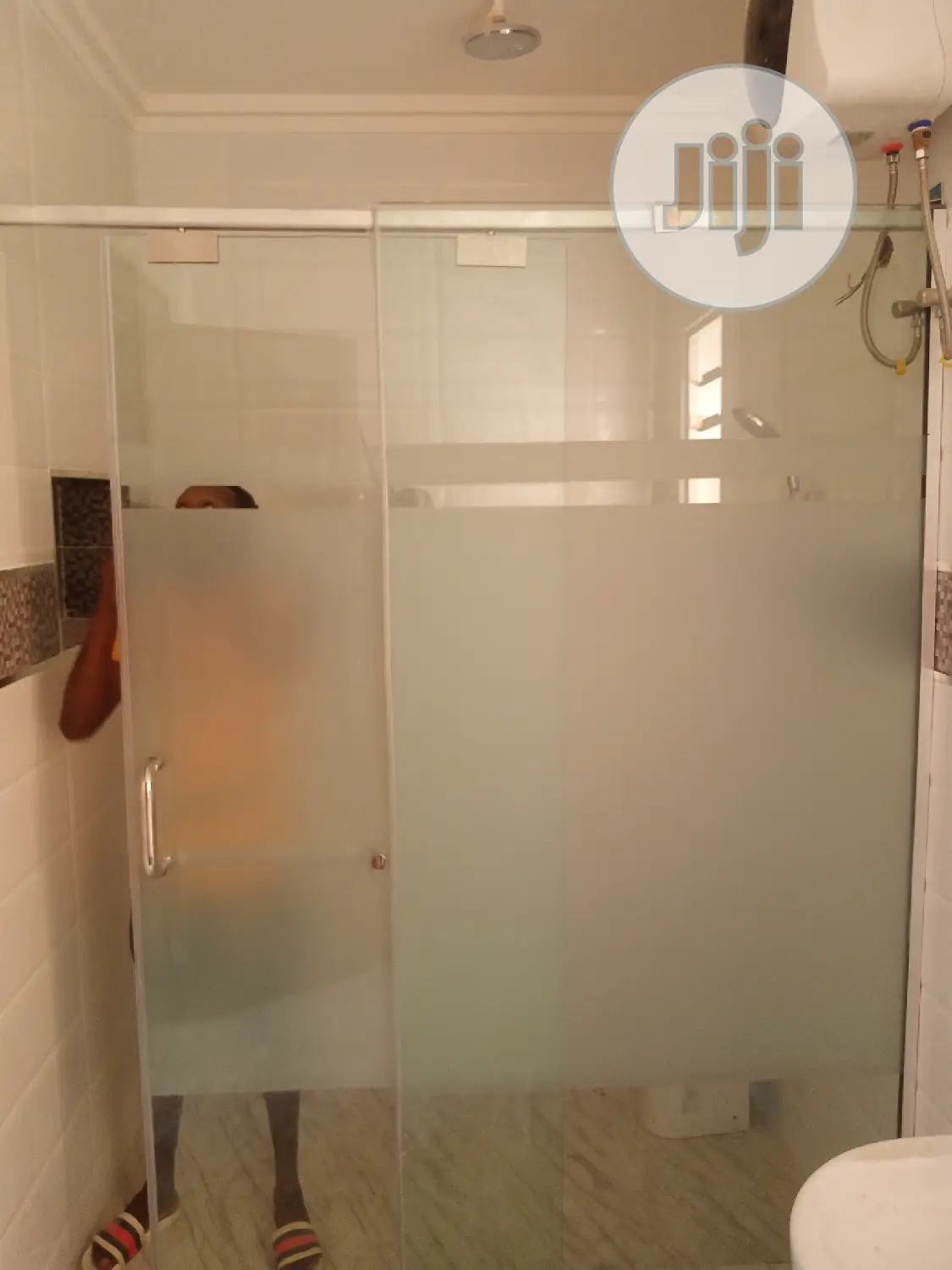 Aesthetics Shower Cubicles