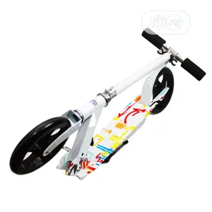 Auldon Rugged Colourful Scooter With 2 Wheels