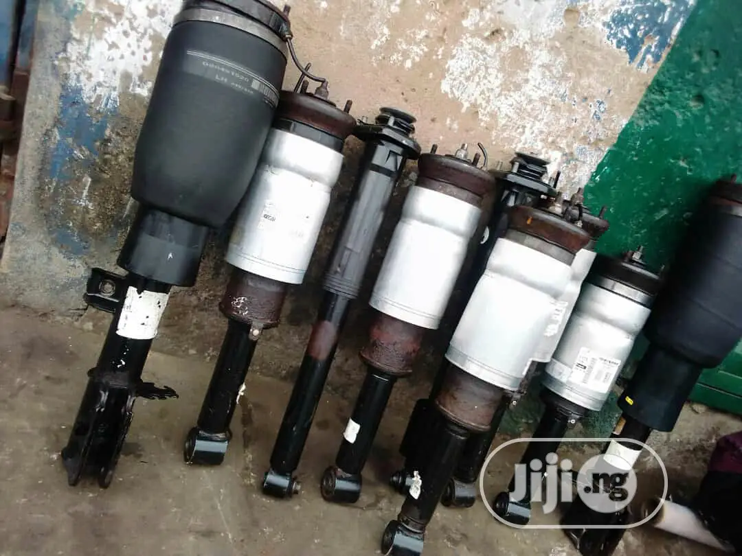 Front and Back Balloon Shocks for Range Rover Sport.