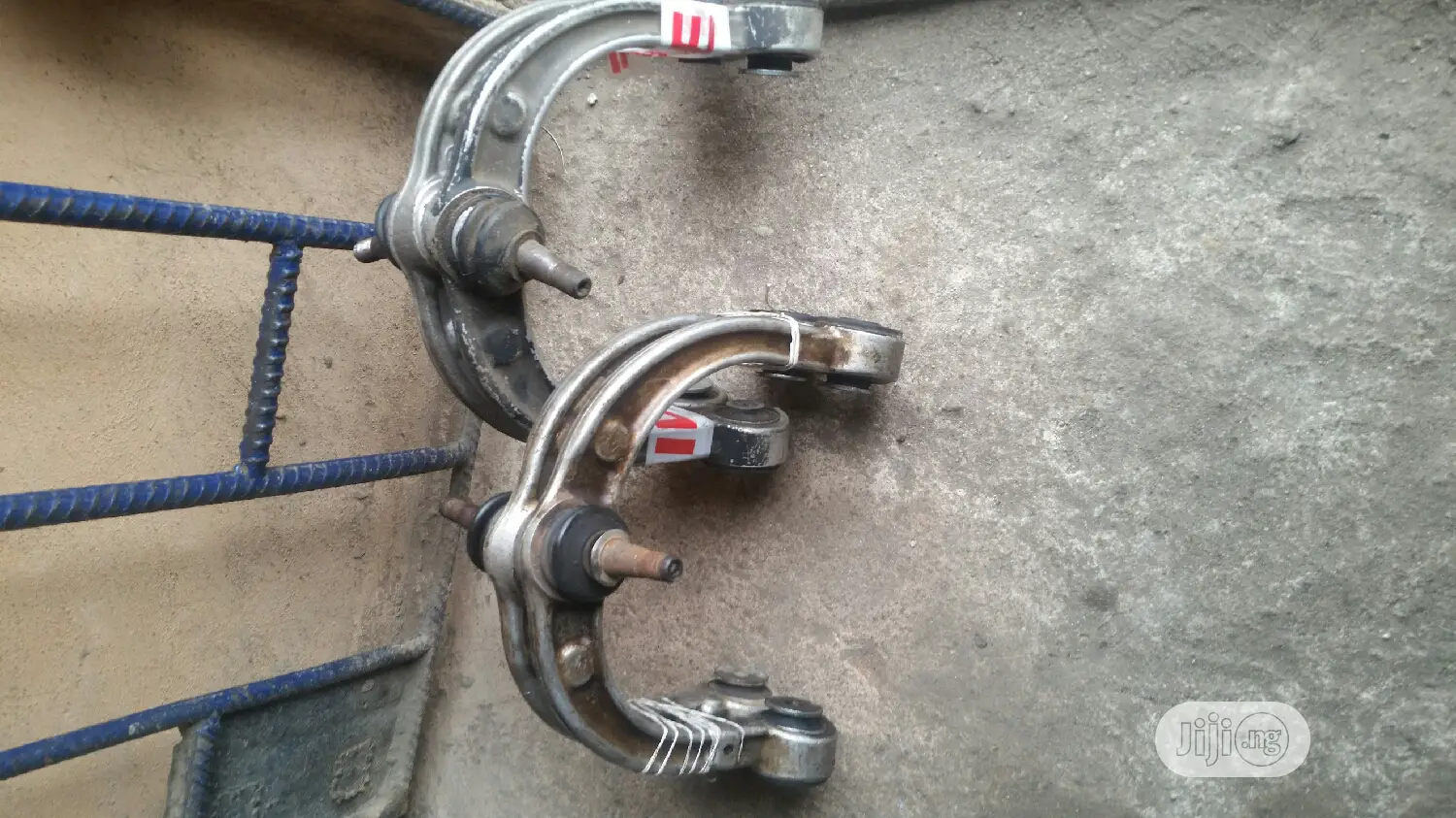 Upper Arm for Mercedes-Benz ML 350 and GL.