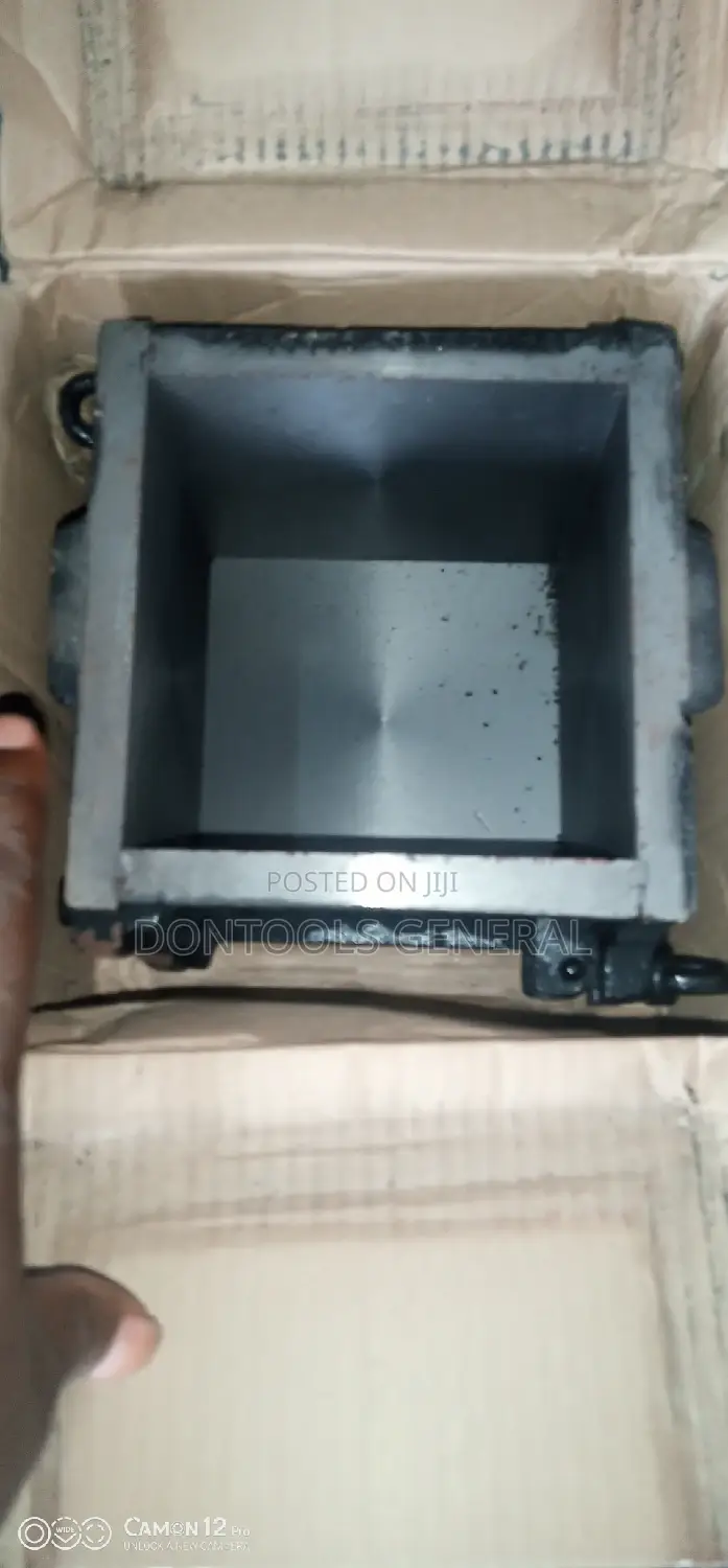 Concrete Cube Mould