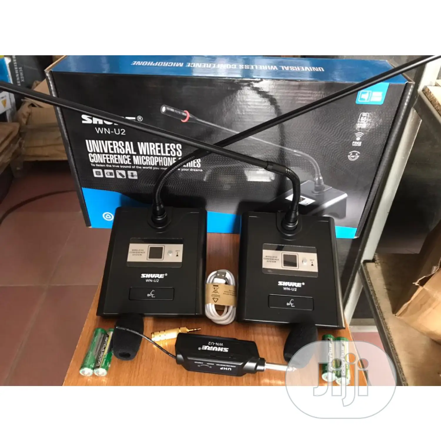 2 in 1 Rechargeable Wireless Receiver Conference Microphone