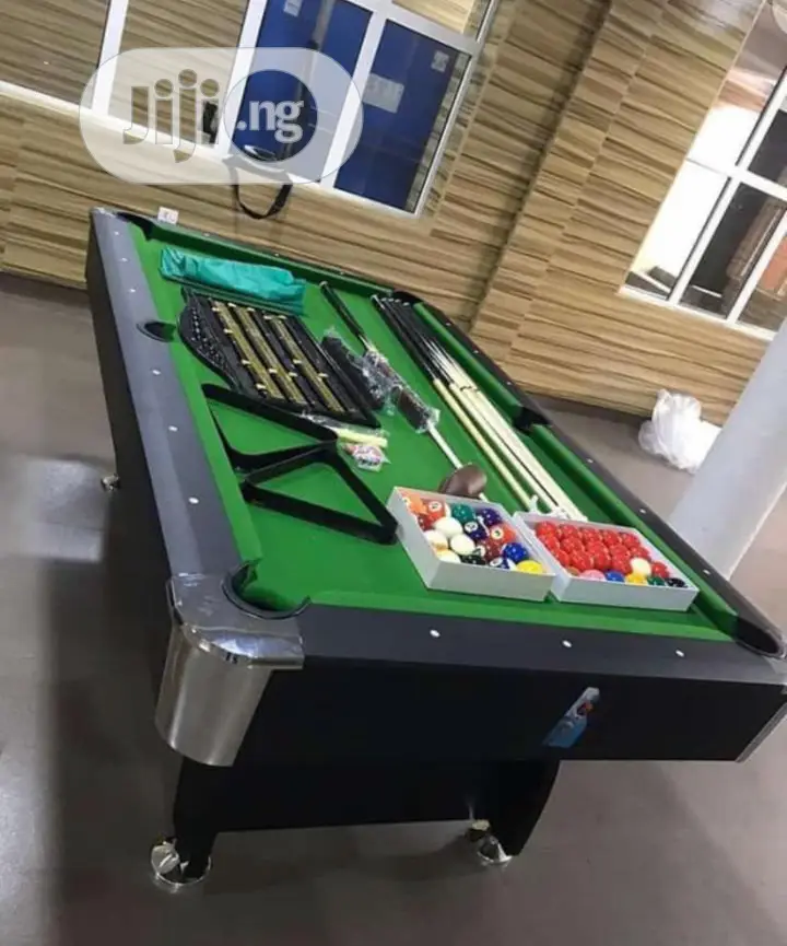New Snooker Table (Black)